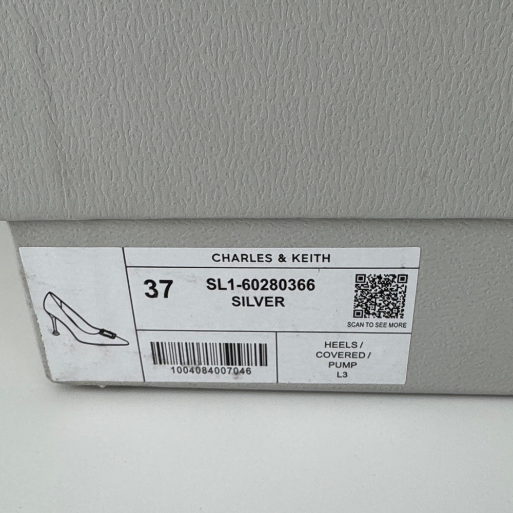 Charles & Keith THE BRIDAL COLLECTION
Glitter Gem-Embellished Pumps Size 7 New - Picture 2 of 6